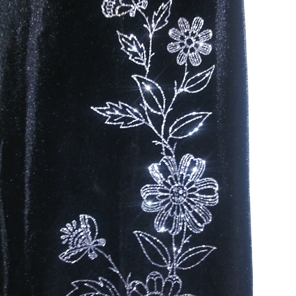 Dress - Picture 3 of 8